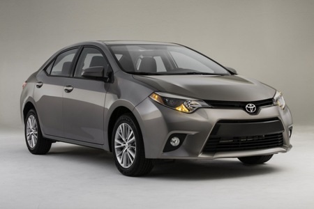 Cận cảnh xe Corolla thế hệ mới - 7 Cụm đèn hậu thiết kế trẻ trung, hiện đại hơn